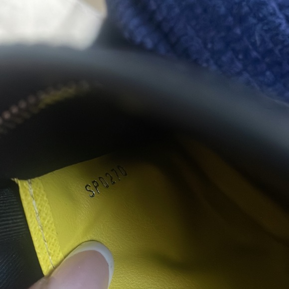 Brand New LOUIS VUITTON POCHETTE VOYAGE DAMIER GRAPHITE CANVAS (specialty item) - Picture 4 of 7